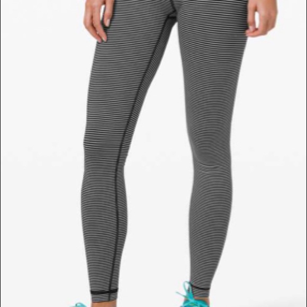 Like New Lululemon Hype Striped Black and White Leggings